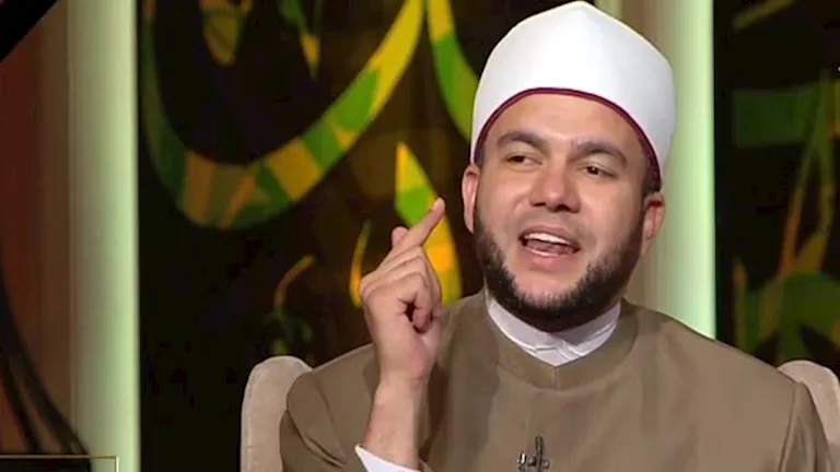 أستاذ في الأزهر: مبدأ “ضل رجل ولا ضل حيطة” أضر بكثير من الفتيات. أستاذ في الأزهر: مبدأ “ضل رجل ولا ضل حيطة” أضر بكثير من الفتيات.