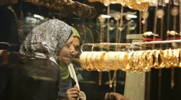 أسعار جرام الذهب عيار 21 ترتفع بمقدار 860 جنيهًا منذ بداية 2025.