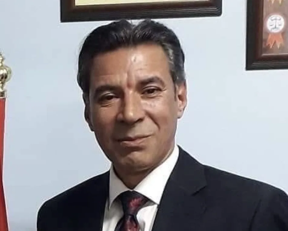 أسعد هيكل: حل جماعة الإخوان المسلمين في مصر قد يفتح آفاقًا جديدة في السياسة أسعد هيكل: حل جماعة الإخوان المسلمين في مصر قد يفتح آفاقًا جديدة في السياسة