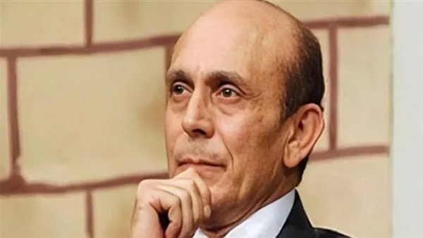 أشرف زكي يوضح الحالة الصحية للفنان محمد صبحي بعد دخوله وحدة العناية المركزة أشرف زكي يوضح الحالة الصحية للفنان محمد صبحي بعد دخوله وحدة العناية المركزة