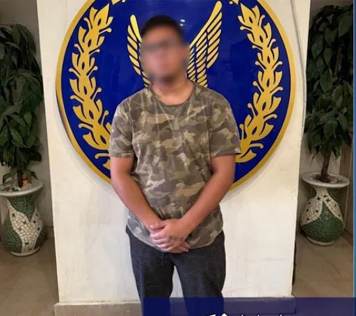 ألفاظ غير ملائمة.. السلطات تلقي القبض على محتوى بسبب نشره مقاطع فيديو تتعارض مع قيم المجتمع ألفاظ غير ملائمة.. السلطات تلقي القبض على محتوى بسبب نشره مقاطع فيديو تتعارض مع قيم المجتمع
