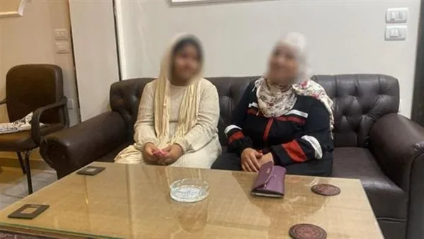 أمن القاهرة يعيد طفلة هربت من منزل عائلتها بسبب إساءتهم إليها. أمن القاهرة يعيد طفلة هربت من منزل عائلتها بسبب إساءتهم إليها.