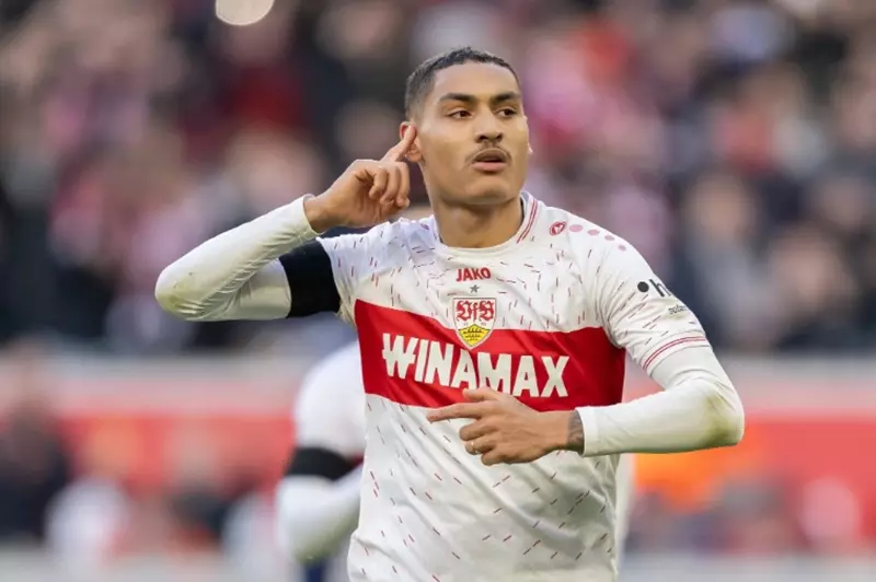 أهلي جدة ينجح في إبرام صفقة ضم نجم شتوتغارت بعد تفوقه على أتلتيكو مدريد أهلي جدة ينجح في إبرام صفقة ضم نجم شتوتغارت بعد تفوقه على أتلتيكو مدريد