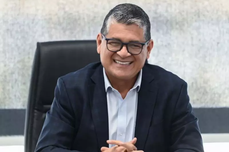 أوسكار رويز: أستفيد من قرارات الحكام المصريين.. واللجنة تعمل بشكل مستقل تماماً أوسكار رويز: أستفيد من قرارات الحكام المصريين.. واللجنة تعمل بشكل مستقل تماماً