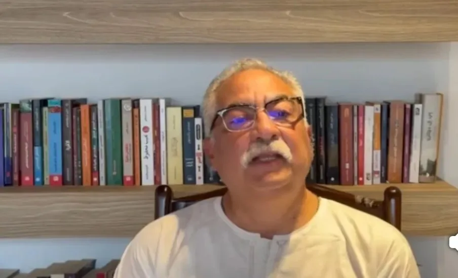 إبراهيم عيسى: مصر بحاجة إلى فصل الدين عن السياسة لتحقيق الديمقراطية والتقدم. إبراهيم عيسى: مصر بحاجة إلى فصل الدين عن السياسة لتحقيق الديمقراطية والتقدم.
