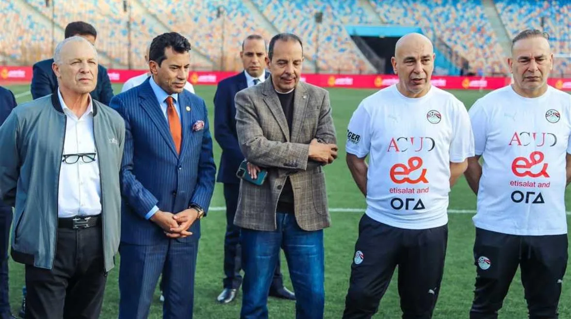 إثيوبيا تضع حسام حسن في موقف صعب.. وأبو ريدة والوزير يتجاهلان الأمر تمامًا. إثيوبيا تضع حسام حسن في موقف صعب.. وأبو ريدة والوزير يتجاهلان الأمر تمامًا.