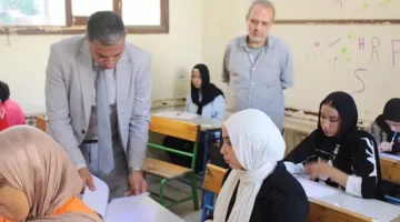 إجراءات مشددة لتنظيم الامتحانات.. وكيل وزارة التعليم في الجيزة يتفقد لجان المرحلة الإعدادية