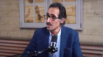 “إحصاءات مضللة”.. مجدي الجلاد يستعرض نتائج “تنسيقية شباب الأحزاب” في الانتخابات