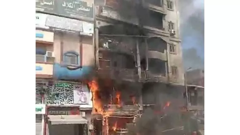 إخماد حريق كبير اندلع في مطعم معروف بالباجور
