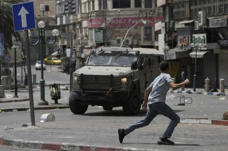إسرائيل تبدأ حملة عسكرية في نابلس والسلطة الفلسطينية تعبر عن استنكارها.