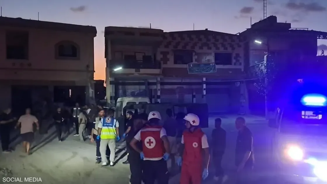 إسرائيل تعبر عن أسفها لإصابة جنود في لبنان وجكومة بيروت تؤكد وفاة جنديين. إسرائيل تعبر عن أسفها لإصابة جنود في لبنان وجكومة بيروت تؤكد وفاة جنديين.