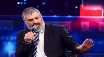 إعلامي إسرائيلي يطالب بقتل الصحفيين في غزة تحت ذريعة الإضرار بسمعة الدولة