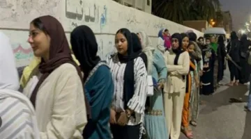 إقبال كثيف من الناخبين في لجان انتخابات مجلس الشيوخ بأسوان والفيوم والإسكندرية