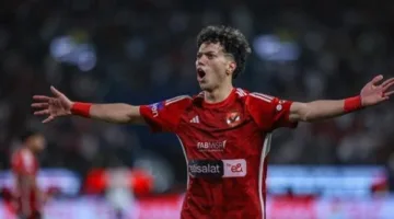 إمام عاشور يُعبر عن فرحته بفوزه بجائزة أفضل لاعب في مصر