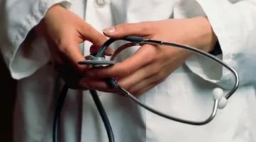 اتهام ممرضة في فرنسا بالاعتداء الجنسي على رُضَّع