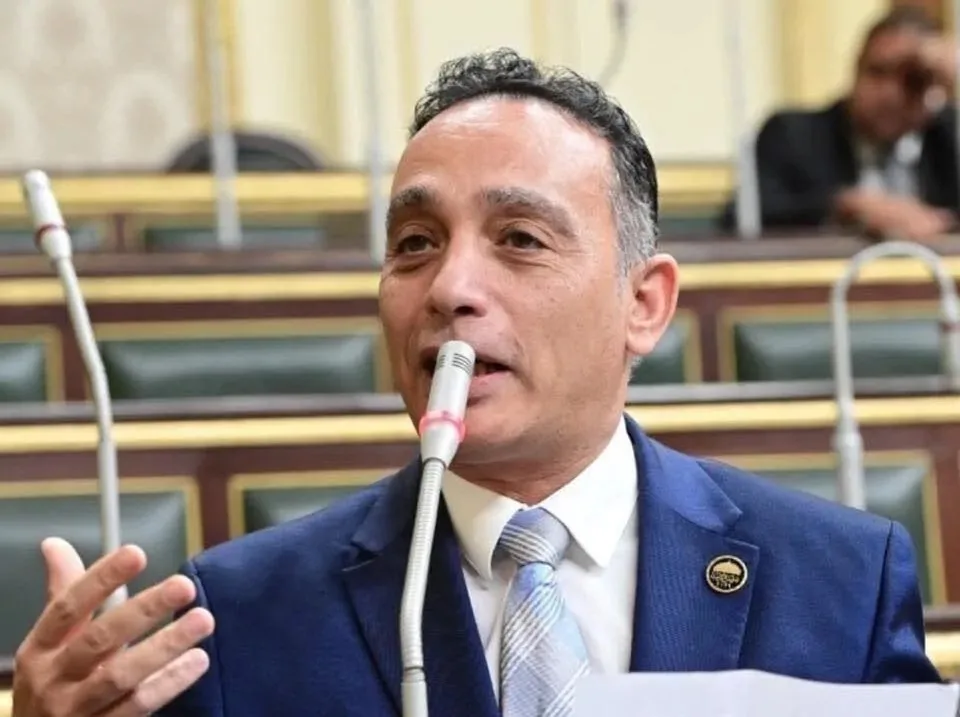 اتهام نائب حكومي بإخفاء مؤشر الفقر: “يمكنكم التلاعب بالأرقام، لكن لا يمكنكم إخفاء الجوع” اتهام نائب حكومي بإخفاء مؤشر الفقر: “يمكنكم التلاعب بالأرقام، لكن لا يمكنكم إخفاء الجوع”