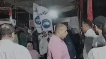 احتفالات المواطنين أمام مراكز الاقتراع قبيل انتهاء انتخابات مجلس الشيوخ