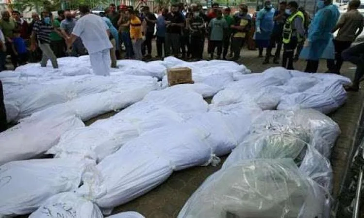 استشهاد وإصابة 12 فلسطينياً في قصف إسرائيلي على فرق إغاثة شمال قطاع غزة استشهاد وإصابة 12 فلسطينياً في قصف إسرائيلي على فرق إغاثة شمال قطاع غزة