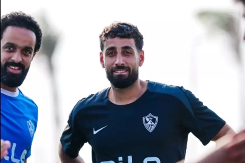 استقبال مميز من لاعبي الزمالك لعدي الدباغ (صور) استقبال مميز من لاعبي الزمالك لعدي الدباغ (صور)