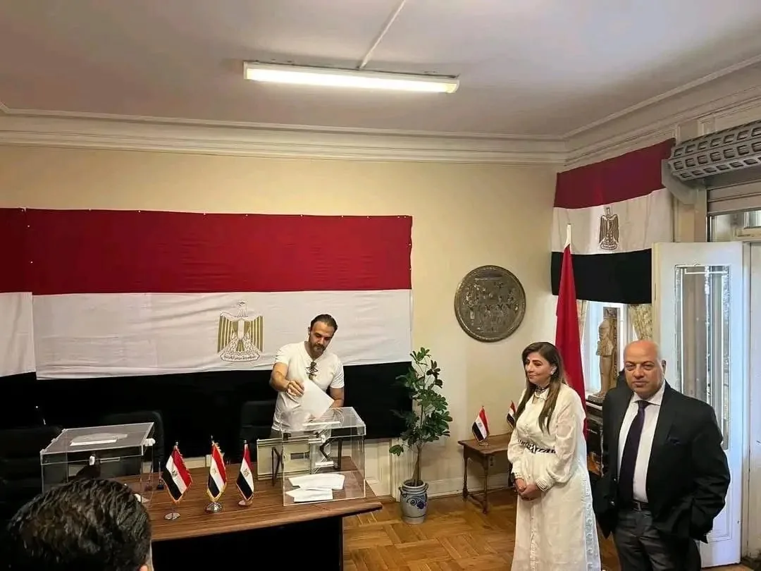 استمرار إقبال المصريين في النرويج على التصويت لانتخابات مجلس الشيوخ استمرار إقبال المصريين في النرويج على التصويت لانتخابات مجلس الشيوخ