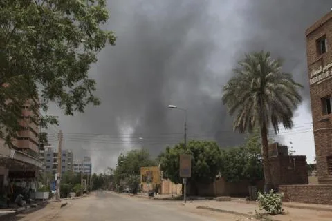 السودان: العائدون إلى الخرطوم يسعون لبداية جديدة وسط الدمار ونقص الخدمات بالكامل السودان: العائدون إلى الخرطوم يسعون لبداية جديدة وسط الدمار ونقص الخدمات بالكامل