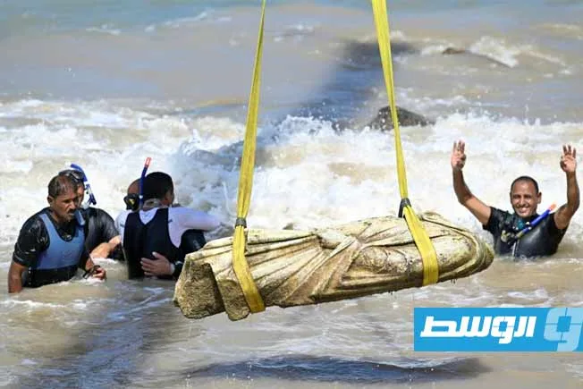 اكتشاف بقايا غارقة تعود لأكثر من 2000 عام شرق الإسكندرية اكتشاف بقايا غارقة تعود لأكثر من 2000 عام شرق الإسكندرية