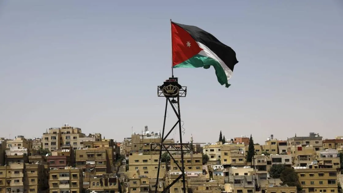 الأردن يشهد تعديلًا وزاريًا شاملًا يؤثر على ثلث الحكومة الأردن يشهد تعديلًا وزاريًا شاملًا يؤثر على ثلث الحكومة