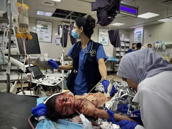 الإبادة الصحية في غزة: نقص الأدوية والمعدات الطبية يهدد حياة آلاف المرضى الإبادة الصحية في غزة: نقص الأدوية والمعدات الطبية يهدد حياة آلاف المرضى