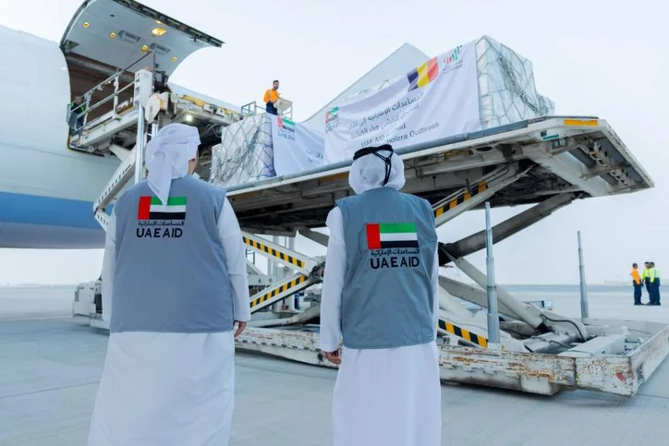 الإمارات تشحن 30 طناً من الأدوية والمستلزمات الطبية العاجلة إلى تشاد لمواجهة انتشار الكوليرا الإمارات تشحن 30 طناً من الأدوية والمستلزمات الطبية العاجلة إلى تشاد لمواجهة انتشار الكوليرا
