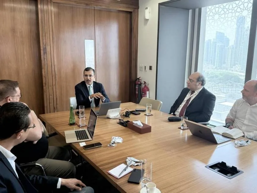 الإمارات تقوي موقعها كوجهة رئيسية للاستثمار العالمي الإمارات تقوي موقعها كوجهة رئيسية للاستثمار العالمي