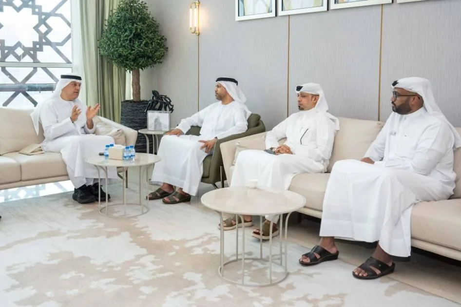 «الإمارات للإعلام» ومحاكم دبي يعززان الشراكة وتبادل المعارف «الإمارات للإعلام» ومحاكم دبي يعززان الشراكة وتبادل المعارف