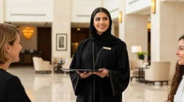 الإماراتيات.. دور بارز في مجالي الضيافة والطيران