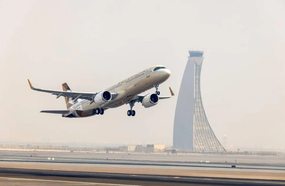«الاتحاد» تُطلق أولى رحلات طائرة A321LR إلى بوكيت «الاتحاد» تُطلق أولى رحلات طائرة A321LR إلى بوكيت