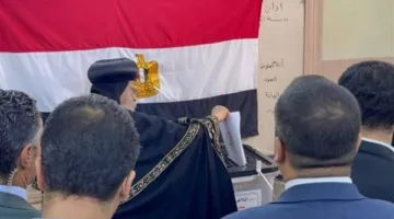 البابا تواضروس الثاني يشارك في انتخابات «الشيوخ» بصوته في مدرسة الشهيد امتياز كامل في العباسية.