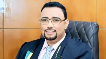 الباحثة منار طه تبارك للدكتور ممدوح بدوي على ترقيته لدرجة أستاذ في كلية التربية بجامعة الأزهر