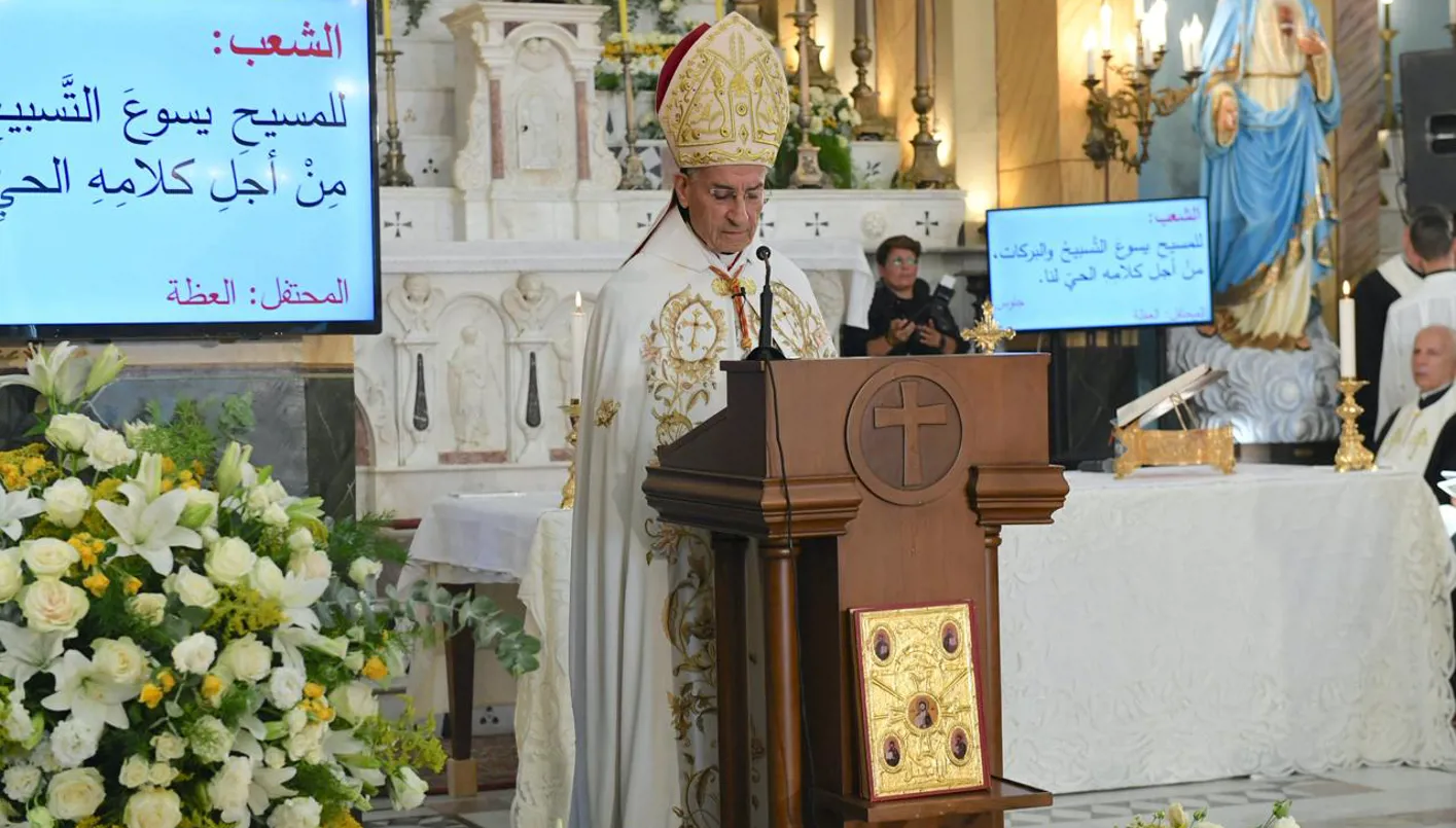 البطريرك الراعي أثناء قداس في إهدن: البطريرك أسطفان الدويهي كان عالماً متعمقاً في اللاهوت والعقيدة. البطريرك الراعي أثناء قداس في إهدن: البطريرك أسطفان الدويهي كان عالماً متعمقاً في اللاهوت والعقيدة.