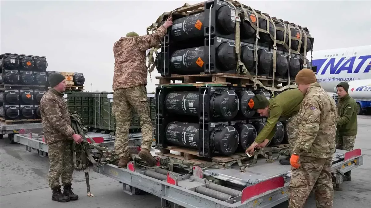 البنتاجون يدعم أوكرانيا من جديد: صفقة بمليارات تشمل ذخائر وصواريخ متطورة البنتاجون يدعم أوكرانيا من جديد: صفقة بمليارات تشمل ذخائر وصواريخ متطورة