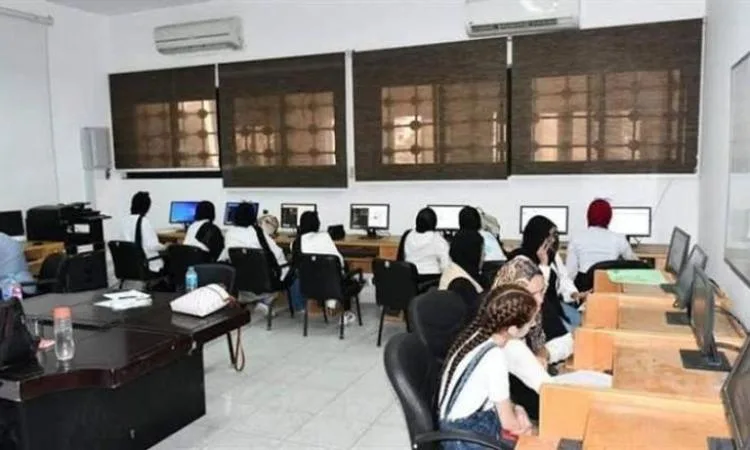 “التعليم العالي”: 25 ألف طالب يتقدمون لتنسيق المرحلة الثانية للالتحاق بالجامعات