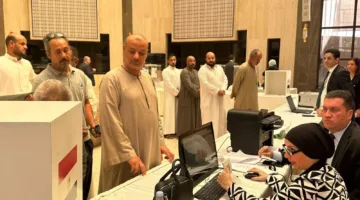 الجاليات المصرية في السعودية والكويت وعمان تتجمع أمام مراكز انتخابات مجلس الشيوخ