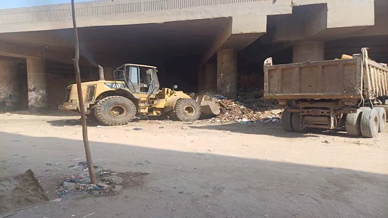 الجيزة تبدأ تطوير 12 نفقًا في 5 أحياء لتعزيز المظهر الحضاري. الجيزة تبدأ تطوير 12 نفقًا في 5 أحياء لتعزيز المظهر الحضاري.