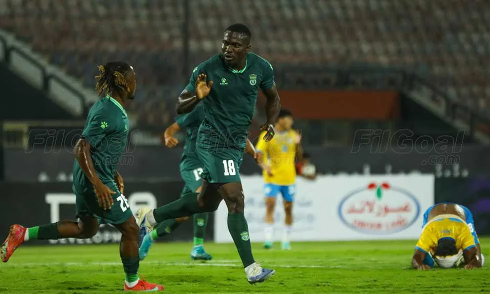 الدوري يُختتم: الاتحاد يخسر أمام إنبي (0-3) والبنك يتعادل مع الجيش (0-0) بين الفوز والتعادل. الدوري يُختتم: الاتحاد يخسر أمام إنبي (0-3) والبنك يتعادل مع الجيش (0-0) بين الفوز والتعادل.