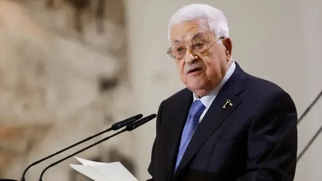 الرئاسة الفلسطينية تدعو واشنطن للتراجع عن منع الوفد من المشاركة في اجتماعات الأمم المتحدة الرئاسة الفلسطينية تدعو واشنطن للتراجع عن منع الوفد من المشاركة في اجتماعات الأمم المتحدة