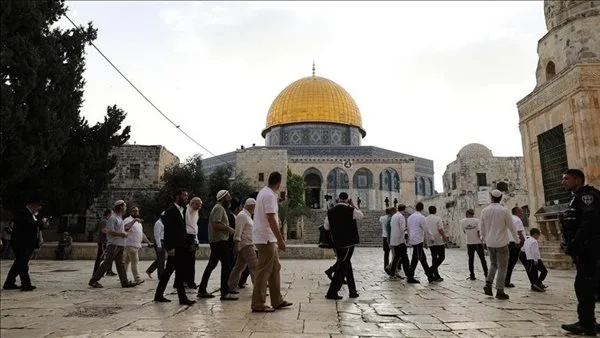 الرئاسة الفلسطينية تُستنكر هجمات المستوطنين الإسرائيليين على المسجد الأقصى المبارك. الرئاسة الفلسطينية تُستنكر هجمات المستوطنين الإسرائيليين على المسجد الأقصى المبارك.