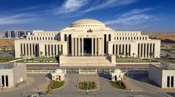 السفيرة منى عمر: البعثات المصرية أدارت العملية الانتخابية بفعالية كبيرة