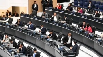 السلفادور تعتمد تعديلًا دستوريًا يسمح للرئيس بالترشح لعدة فترات