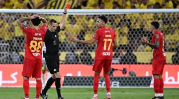 السوبر السعودي المباشر – القادسية (1)-(4) أهلي جدة.. الهدف الرابع!