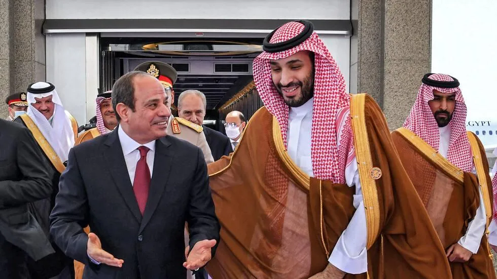 السيسي يتوجه إلى السعودية للقاء ولي العهد محمد بن سلمان السيسي يتوجه إلى السعودية للقاء ولي العهد محمد بن سلمان