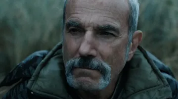 السينما تعود إلى ‘الأوسكاري’ دانيال داي-لويس: تحليل فيلم ‘أنيمون’ المرتقب
