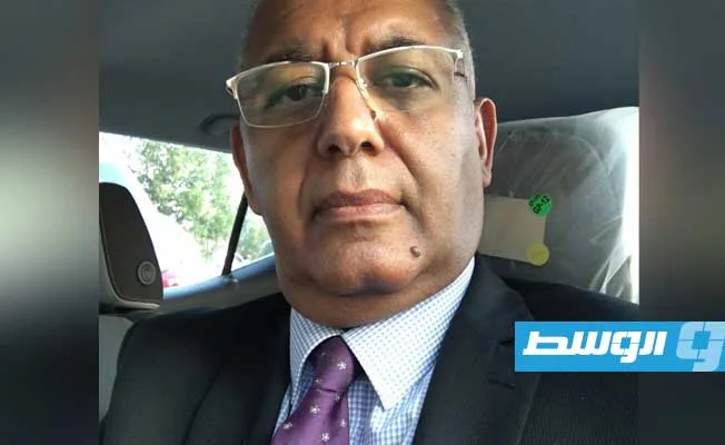 الشحاتي يتحدث عن استراتيجية «البنك المركزي»: مكاتب الصرافة لن تستجيب.. والحل يكمن في زيادة الفائدة على الدينار الشحاتي يتحدث عن استراتيجية «البنك المركزي»: مكاتب الصرافة لن تستجيب.. والحل يكمن في زيادة الفائدة على الدينار