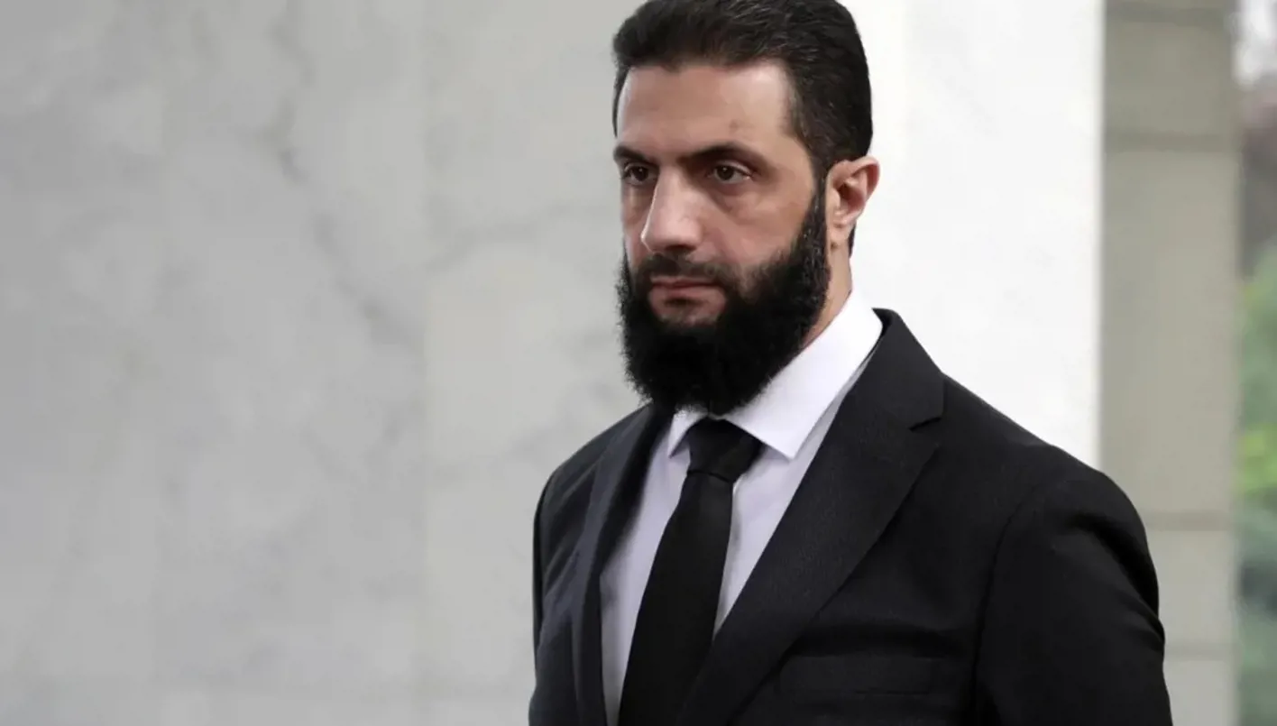 الشرع: توحيد سوريا ينبغي أن يتم دون اللجوء إلى العنف أو القوة العسكرية. الشرع: توحيد سوريا ينبغي أن يتم دون اللجوء إلى العنف أو القوة العسكرية.